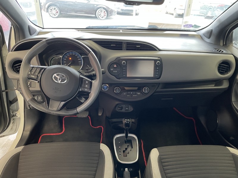 TOYOTA YARIS COLLECTION Hybride 100CV- BVA EN VENTE VERS LA SEYNE DANS LE VAR