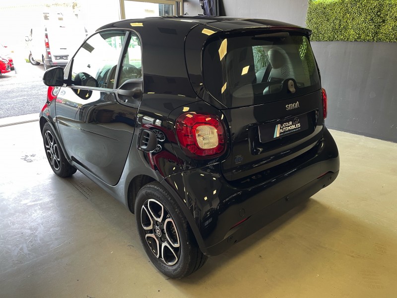 SMART FORTWO Smart Coupe Electric Drive en vente vers six fours les plages