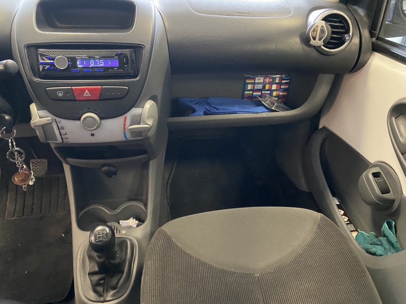 CITROEN C1 1.0i BERLINE disponible vers Sanary-sur-Mer sur mer